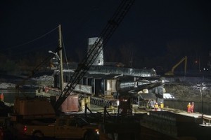 duncan-macqueen_nighttest-lift-websize_519x346crop-300x200.jpg