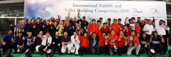 Forklift-2018_Group-Photo-e1516718405814.jpg