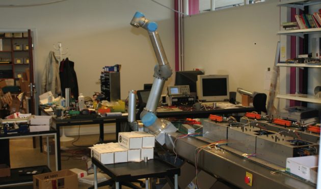 2008_UR5_Prototype-630x371.jpg