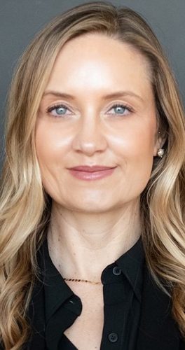 LesleyHeadshots-2-web-264x500.jpg